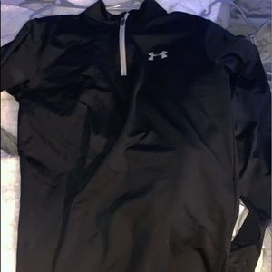 black under armor quarter zip never worn